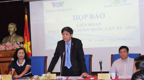 Ông Vũ Hải, Phó Tổng giám đốc VOV chủ trì buổi họp báo giới thiệu Liên hoan phát thanh toàn quốc lần thứ XI.
